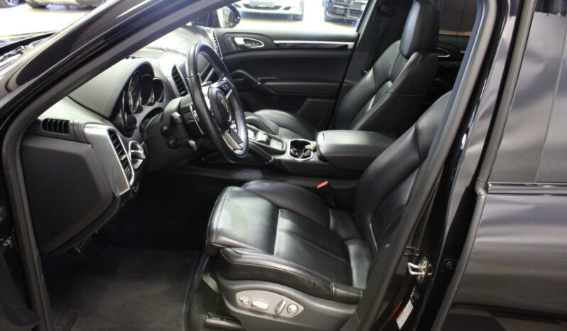 
								Porsche Cayenne complet									