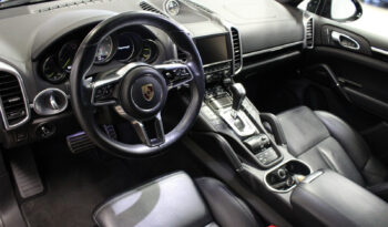 
									Porsche Cayenne complet								