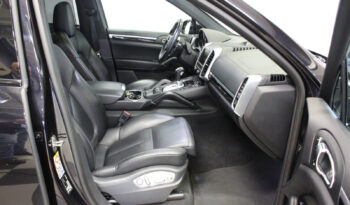 
									Porsche Cayenne complet								