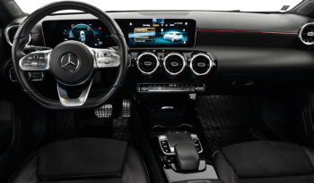 
									Mercedes-Benz Classe A complet								