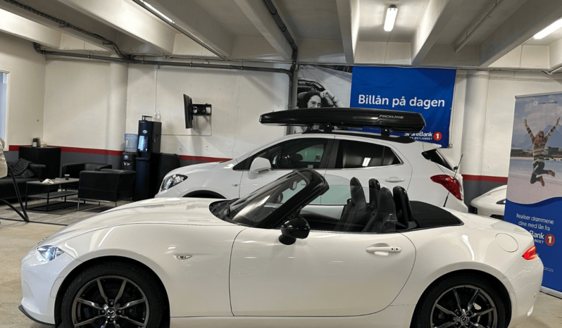 
								Mazda MX-5 complet									