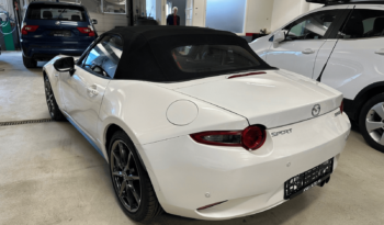 
									Mazda MX-5 complet								