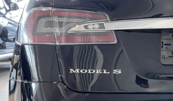 
									Tesla modèle S complet								