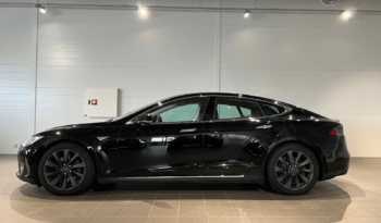 
									Tesla modèle S complet								