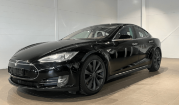 
									Tesla modèle S complet								