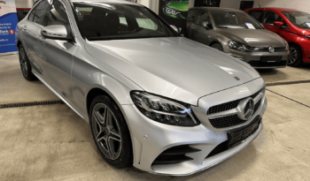 
									Mercedes-Benz Classe C complet								