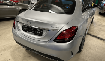 
									Mercedes-Benz Classe C complet								