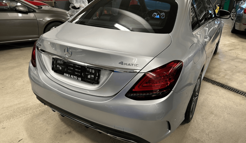 
								Mercedes-Benz Classe C complet									