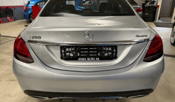 
									Mercedes-Benz Classe C complet								