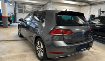 
									Volkswagen Golf complet								