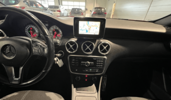 
									Mercedes-Benz Classe A complet								